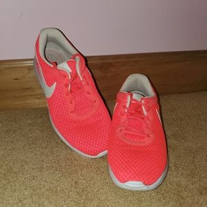 Hot Pink Nike Tanjun